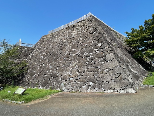 甲府城　本丸天守台